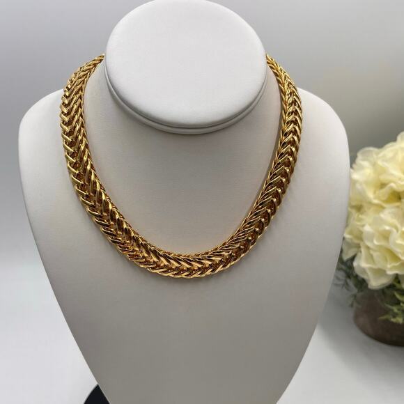 Ciner Authentic Vintage Polished Herringbone Wheat Link Heavy Chain Necklace - Picture 1 of 10